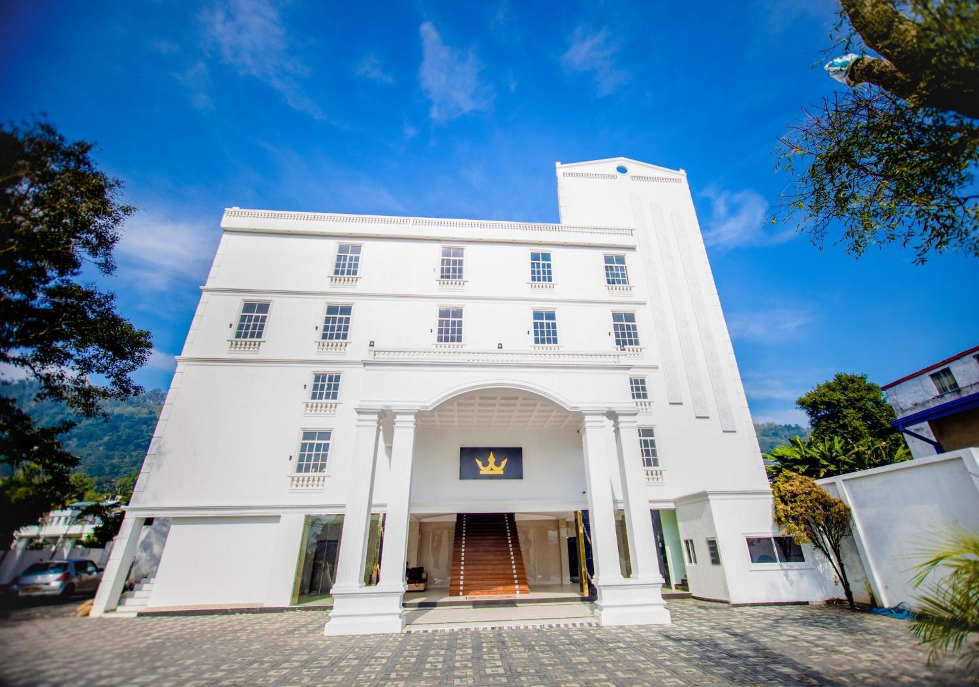 Hotel Crown Regency- Badulla Extérieur photo