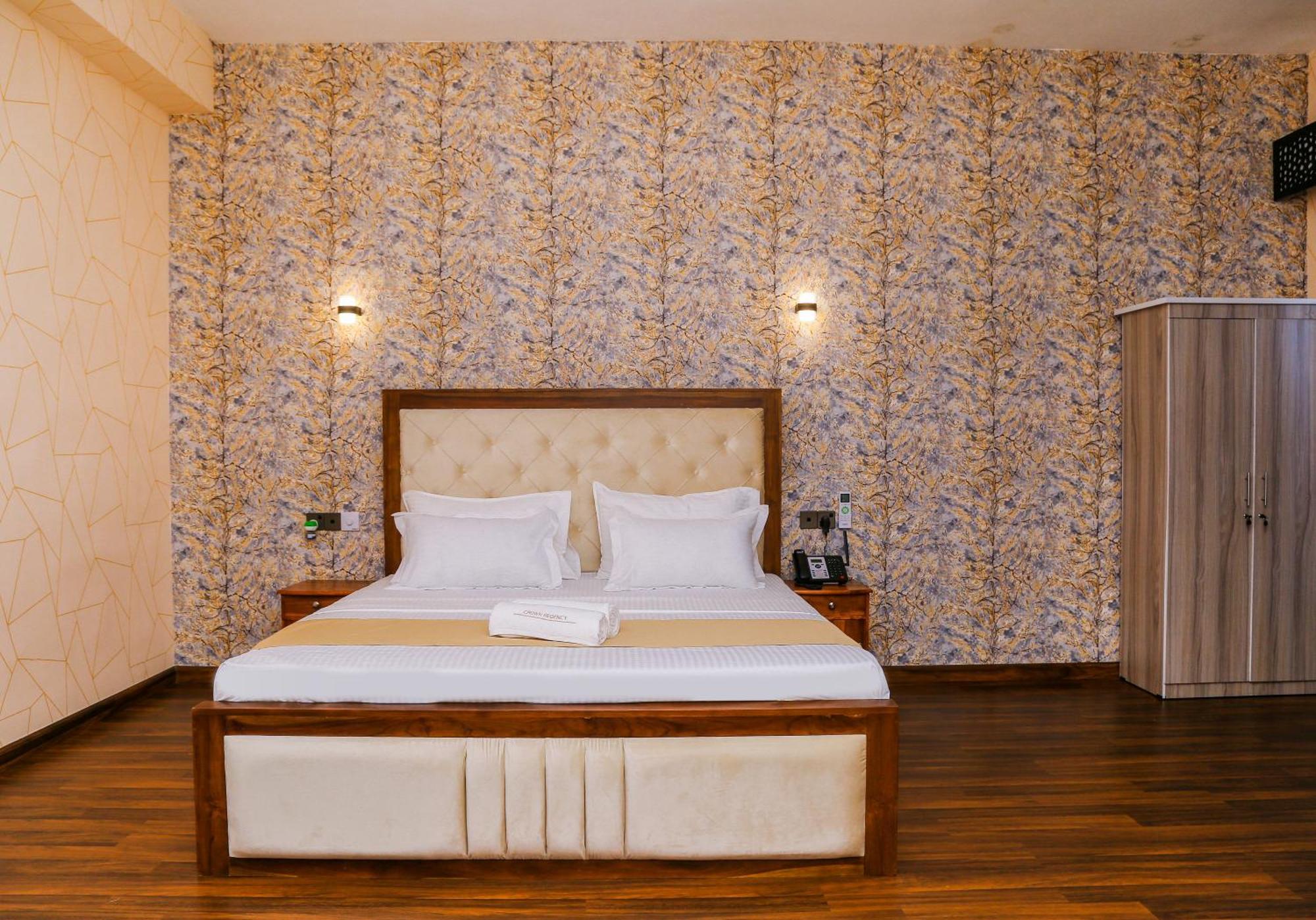 Hotel Crown Regency- Badulla Extérieur photo