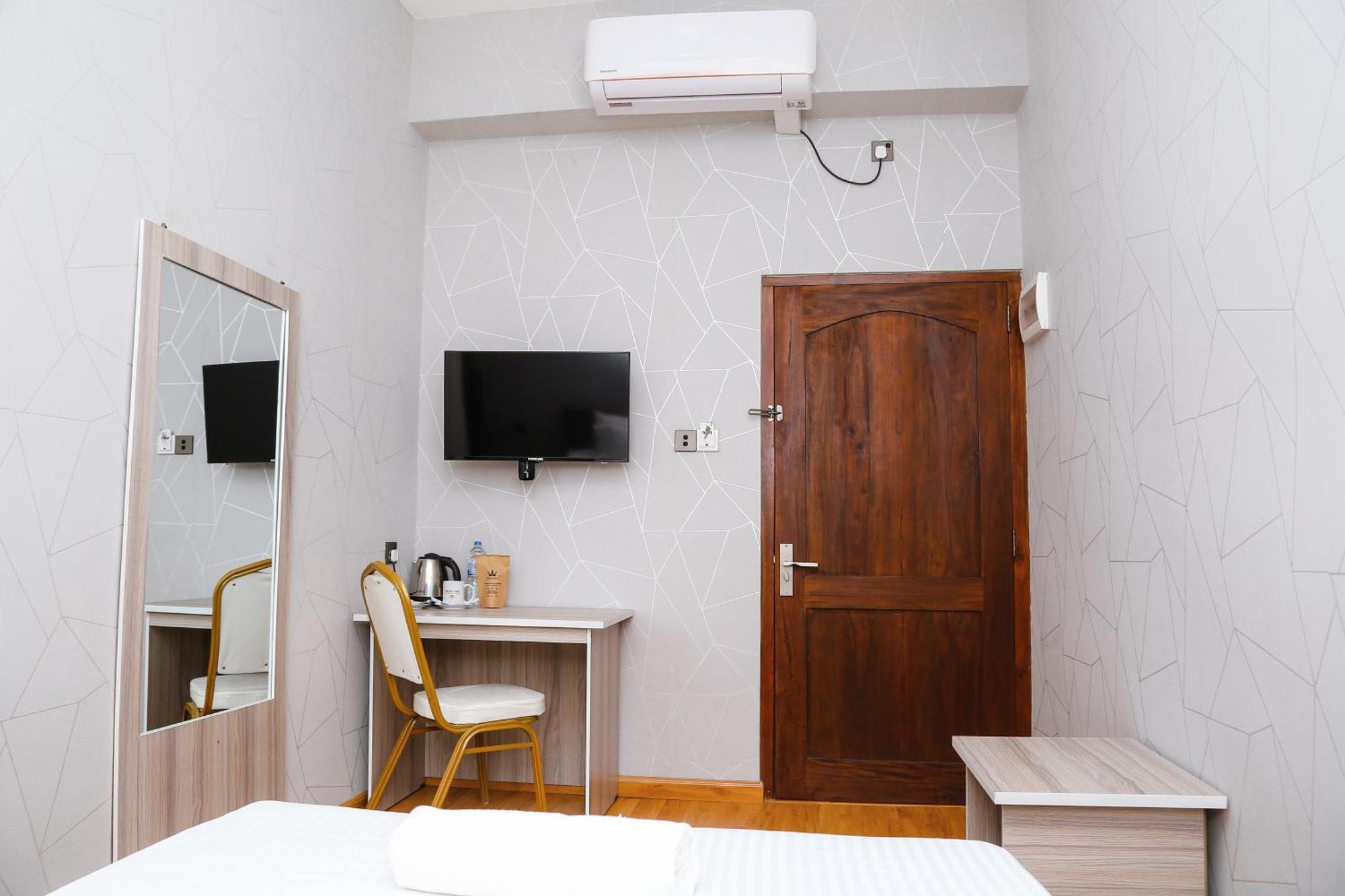 Hotel Crown Regency- Badulla Extérieur photo
